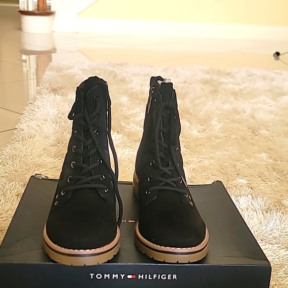 Tommy Hilfiger Boots - Picture 4 of 4